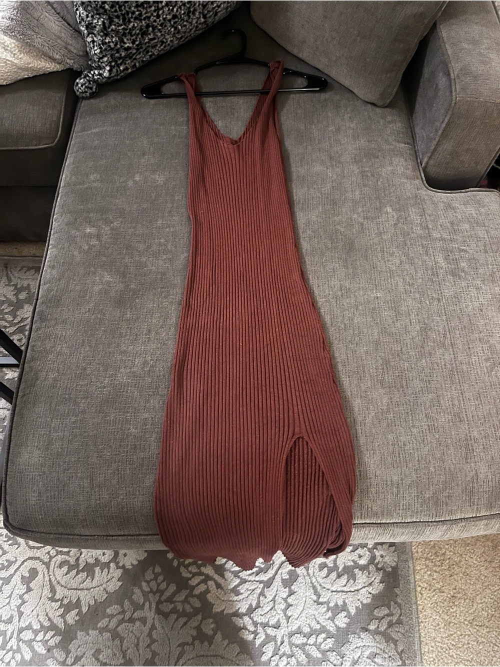 Forever 21 Ribbed V-Neck Midi Dress in Rust Brown